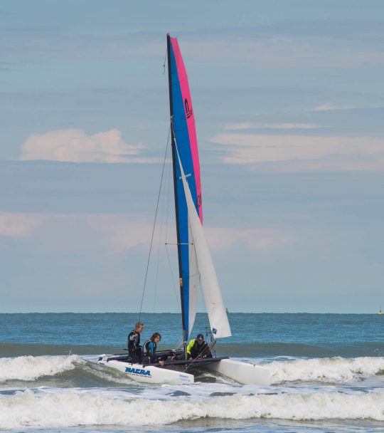 Voor Zeehelden Met Kajak Of Catamaran Door De Branding Nationaal Park Hollandse Duinen