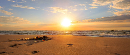 Zonsondergang op het strand
